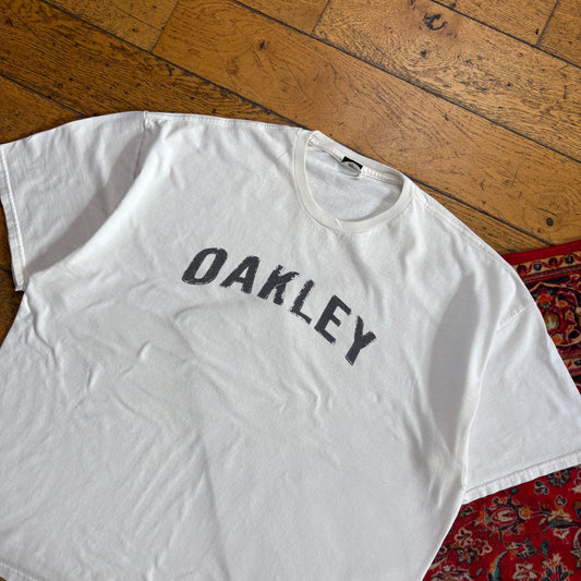 Vintage Oakley White Graphic T-Shirt - 2XL