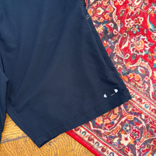 Vintage Oakley Navy Straight Fit Shorts - 34