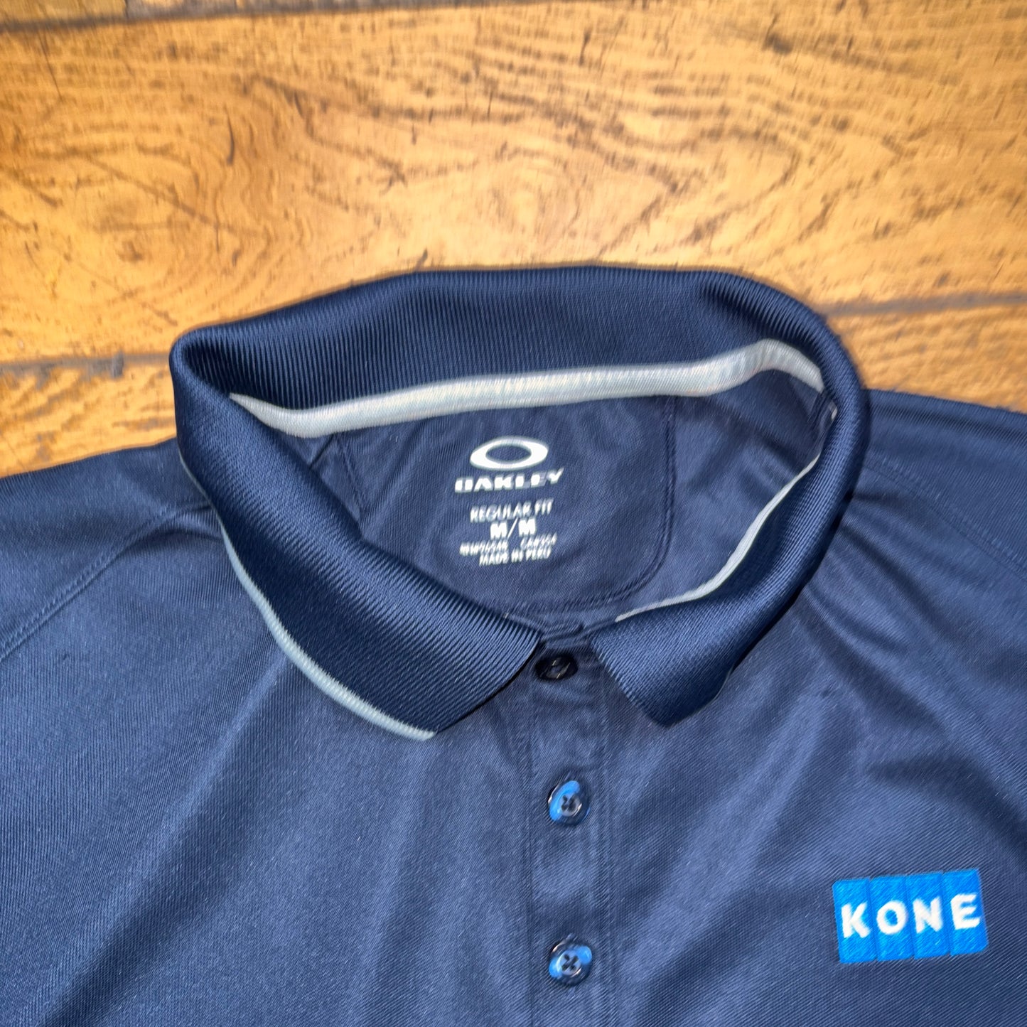 Vintage Oakley Navy Embroidered Polo Shirt - S