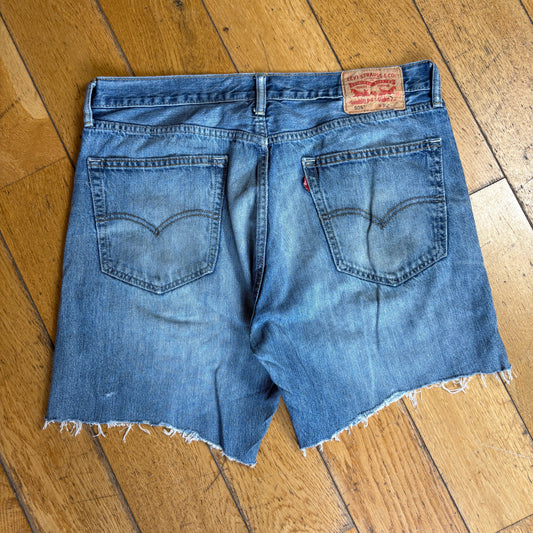Vintage Levis 505 Blue Denim Shorts - 36