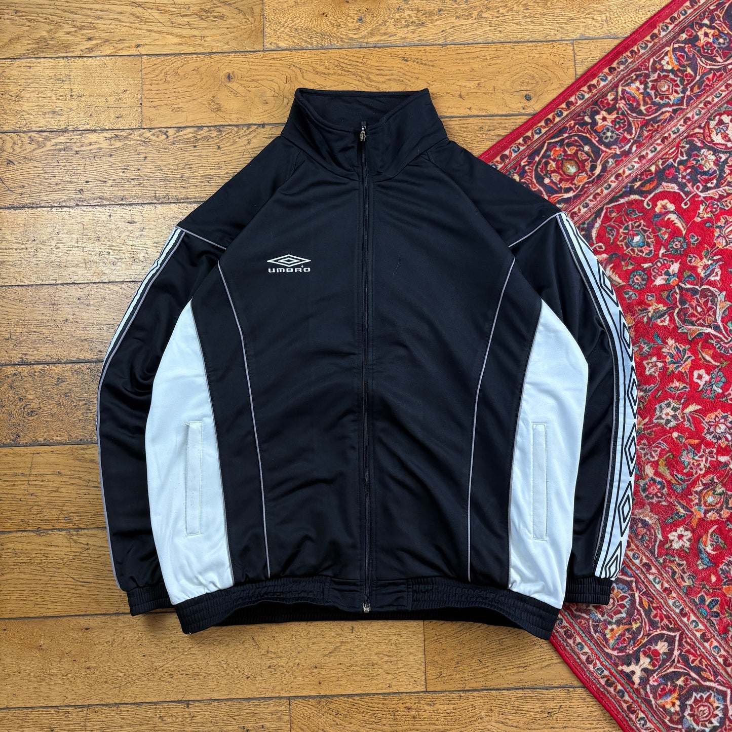 Vintage Umbro Black Tracksuit Track Shell Windbreaker Jacket - 2XL