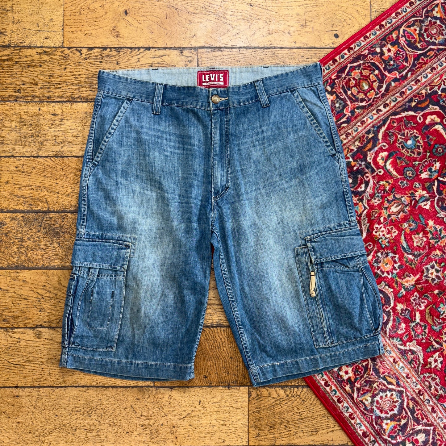 Vintage Levis Blue Baggy Cargo Denim Shorts - 40
