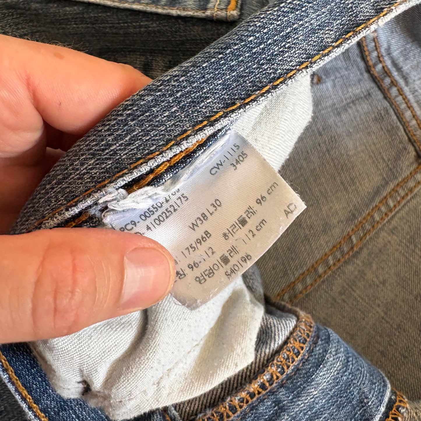 Vintage Levis 550 Baggy Blue Denim Jeans - 38S