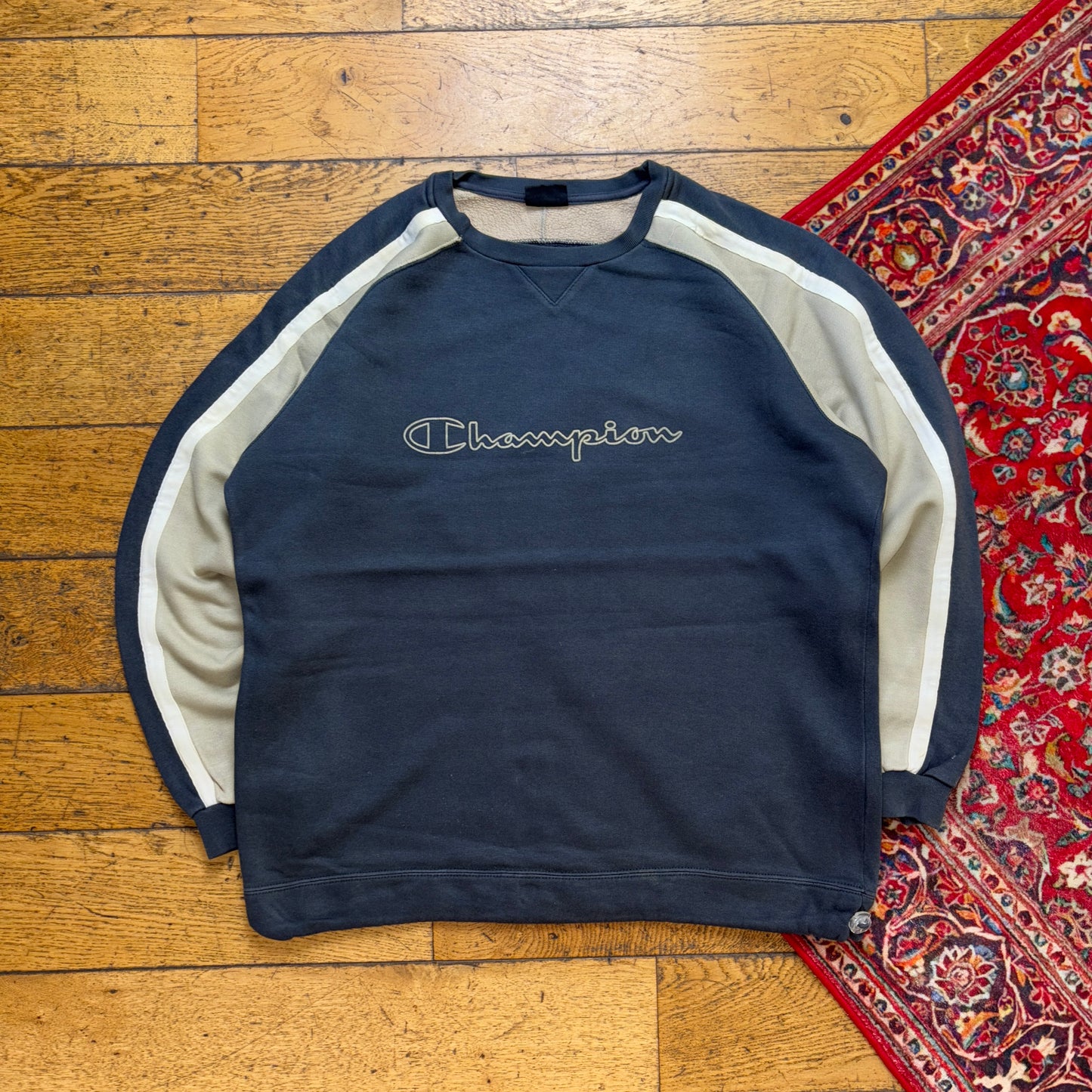 Vintage Champion Black Cream Embroidered Sweatshirt - XL