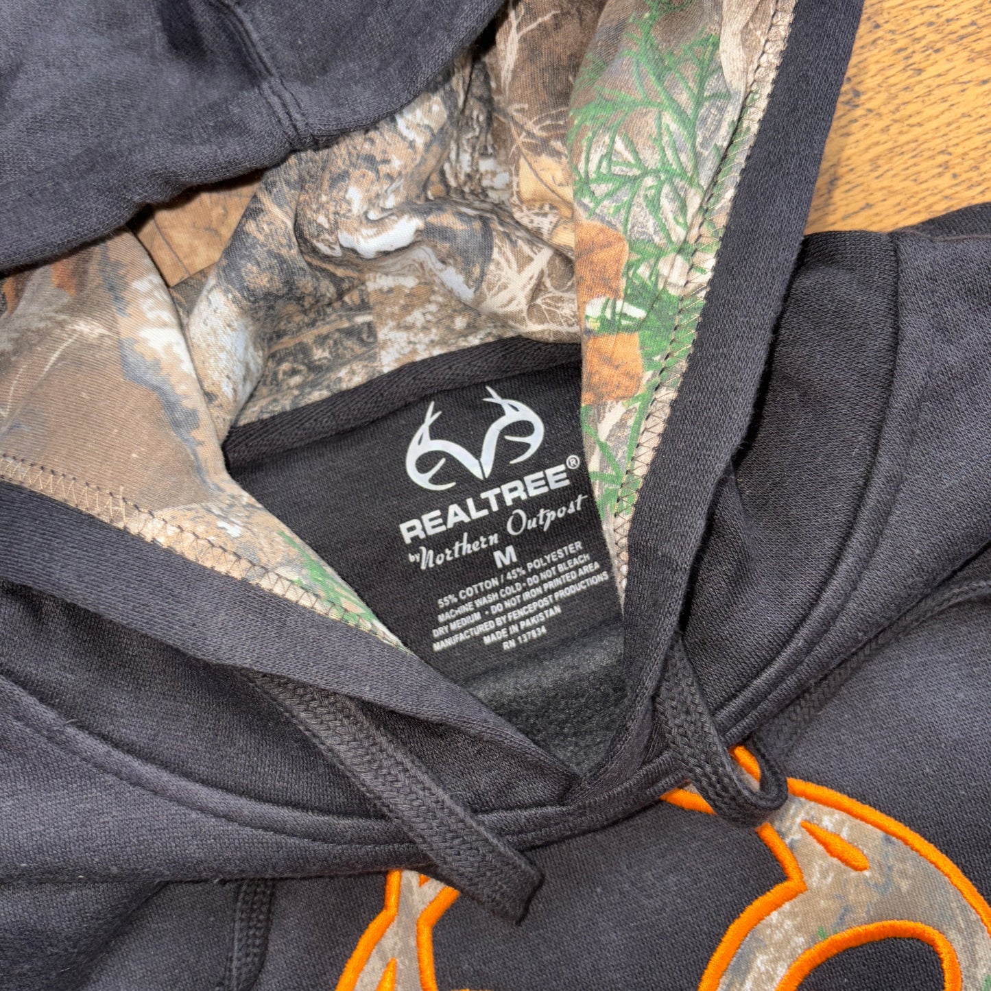 Vintage Realtree Camo Black Embroidered Hoodie Sweatshirt - M