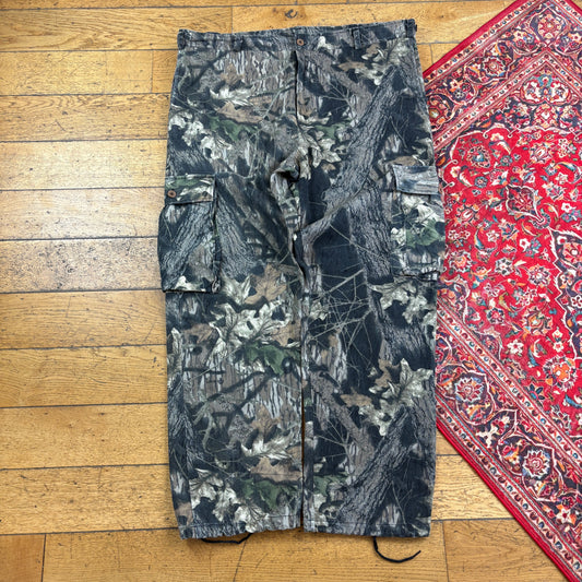 Vintage Real Tree Camo Green Hunting Workwear Trousers - 46