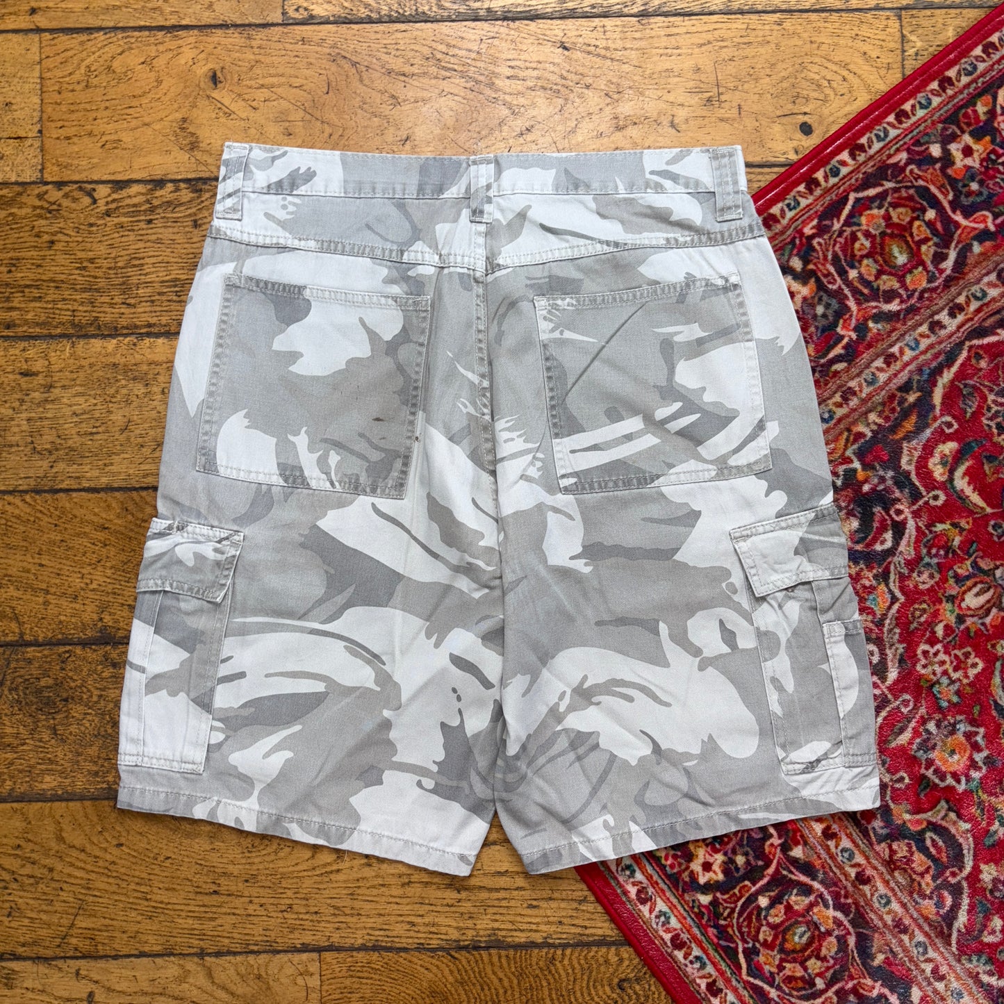 Vintage Wrangler Grey Camo Y2K Cargo Baggy Shorts Jorts - 34