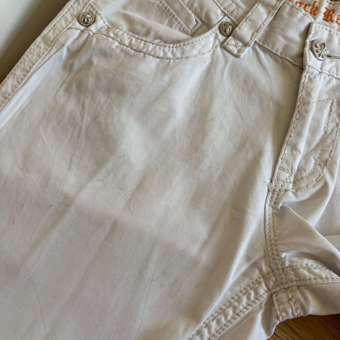 Vintage Rock Revival White Embroidered Y2K Hip Hop Baggy Jeans - 36L