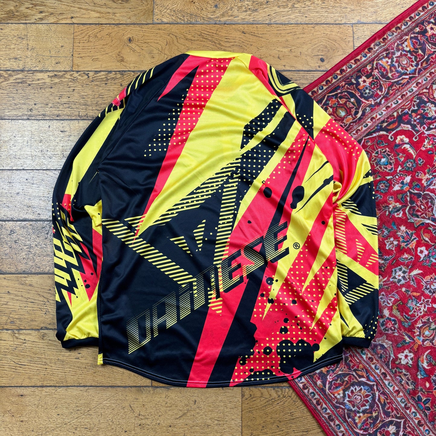 Vintage Graphic Yellow Motorbike Cycling Racing Long Sleeve T-Shirt - L