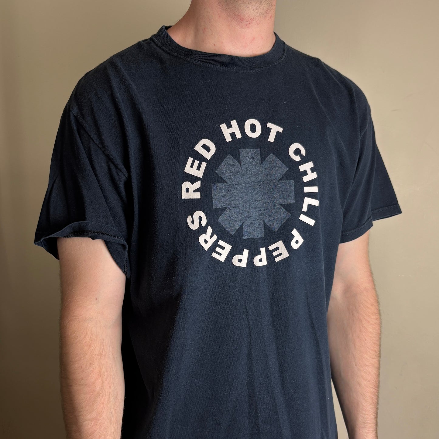 Vintage Red Hot Chilli Peppers Black Band Tee Graphic T-Shirt - L