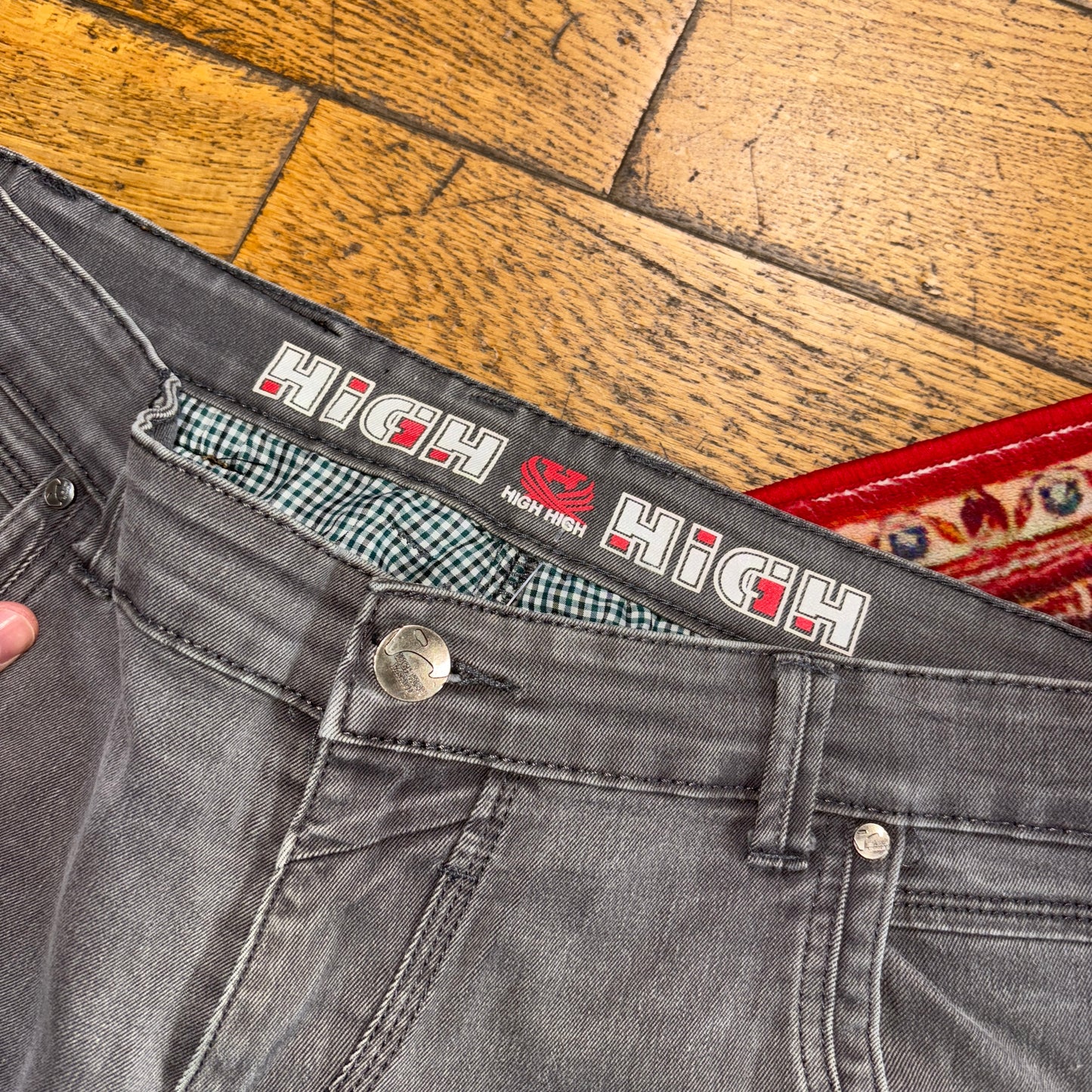 Vintage Embroidered Grey Hip Hop Shorts Jorts - 34