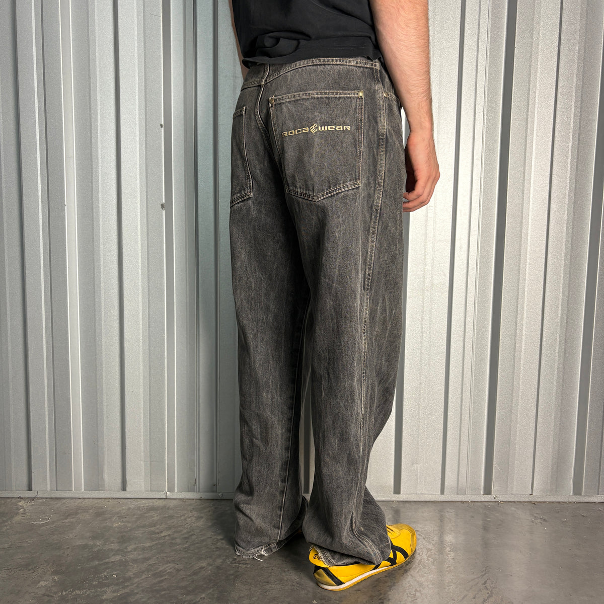 Rocawear Washed Black Embroidered Japanese Denim Hip Hop Y2K Baggy Jeans - 34L