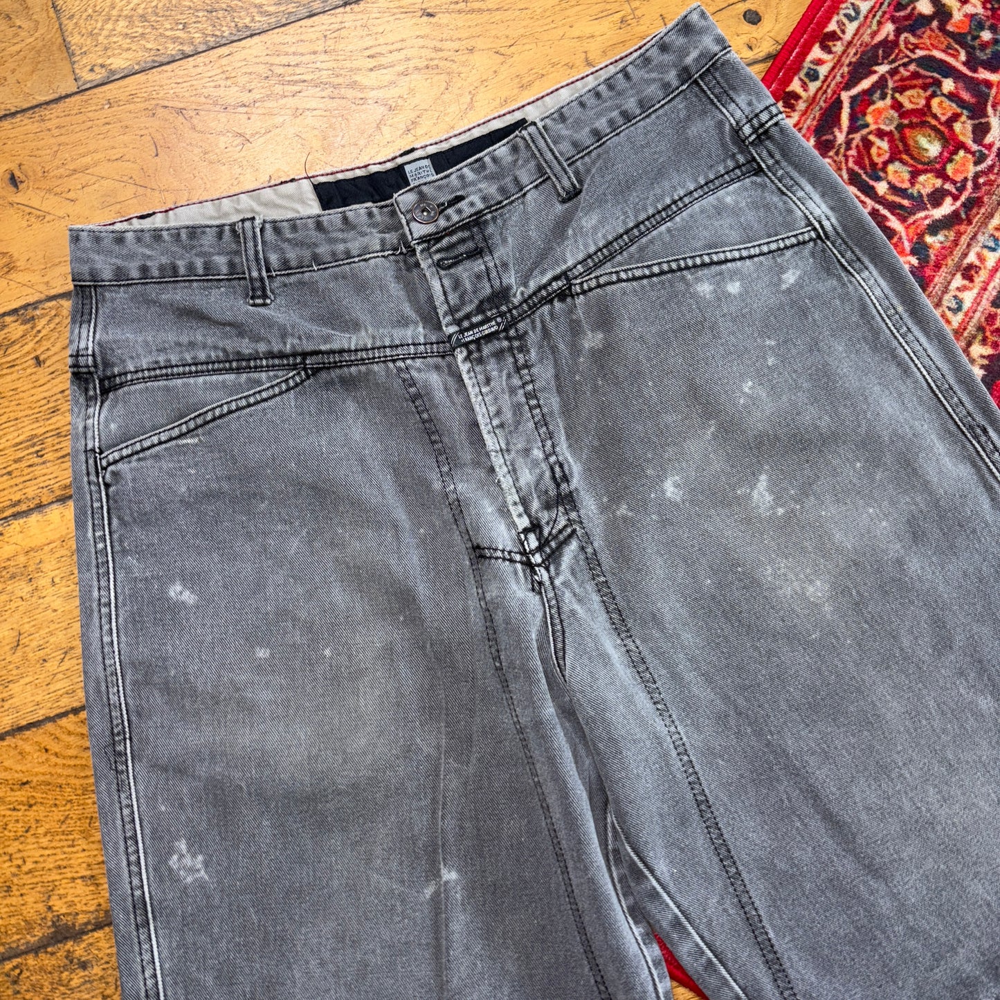 Vintage Marithe Francois Girbaud Embroidered Hip Hop Grey Baggy Shorts Jorts -34