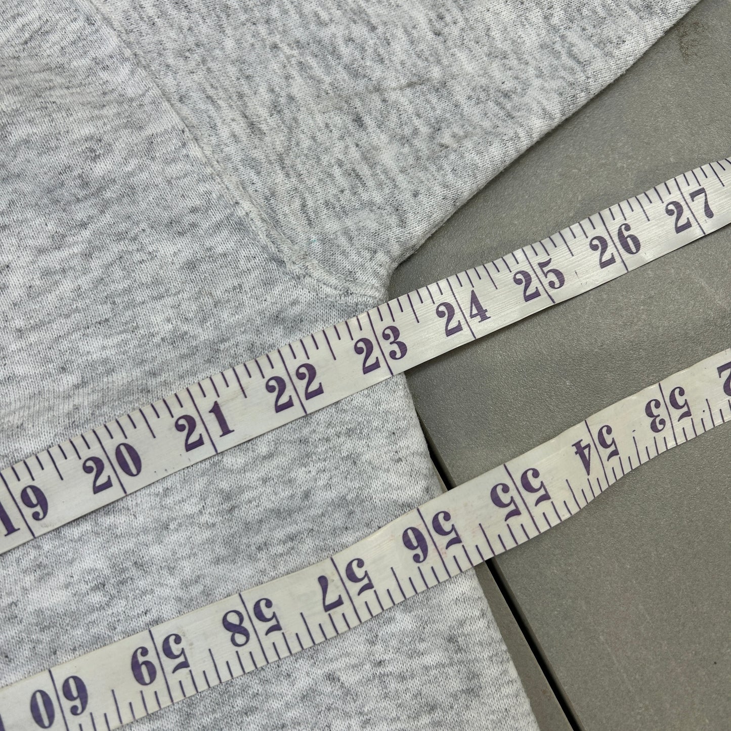 Vintage 90s Hard Rock Cafe Grey Embroidered Sweatshirt - L