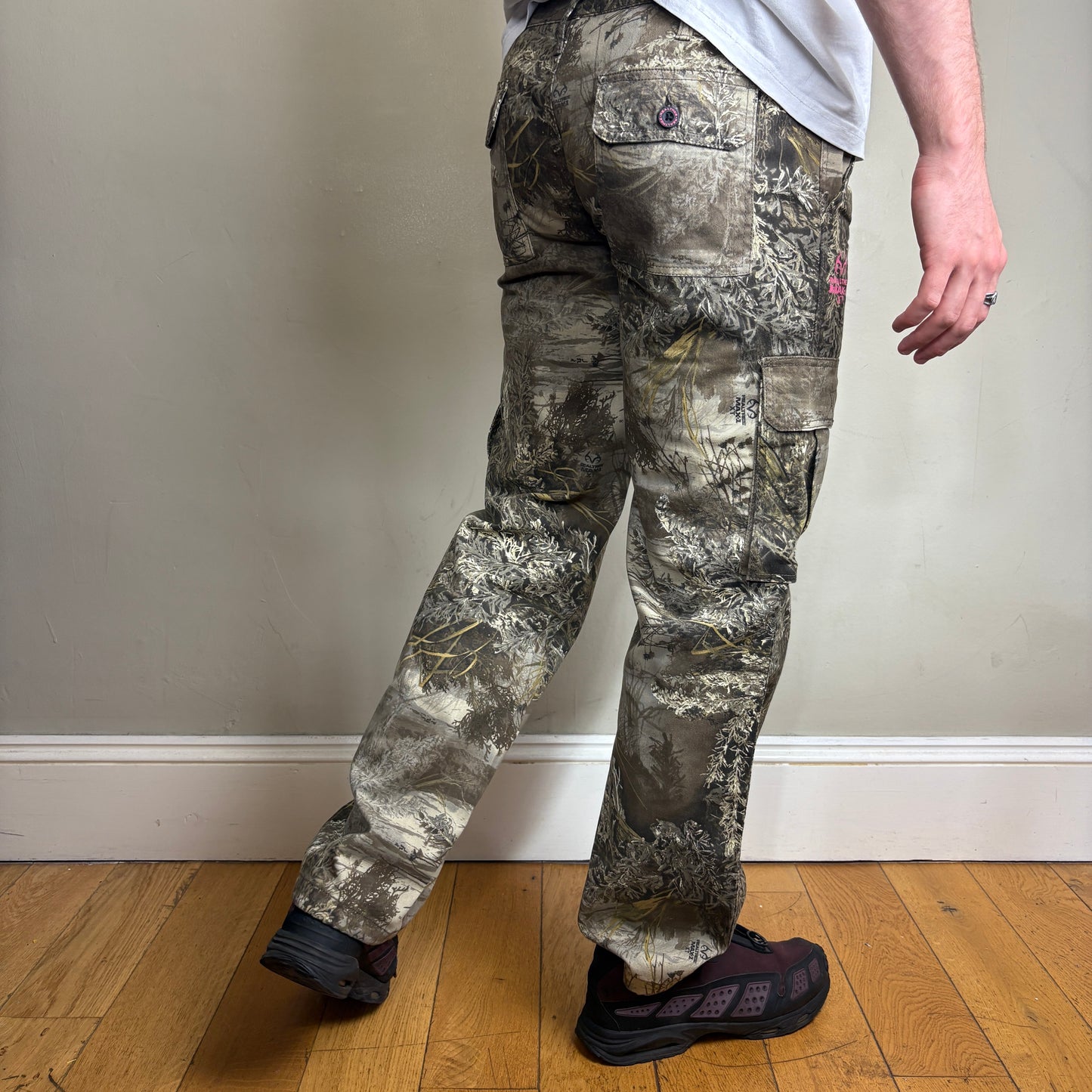 Vintage Real Tree Camo Green Hunting Cargo Workwear Trousers - 32R