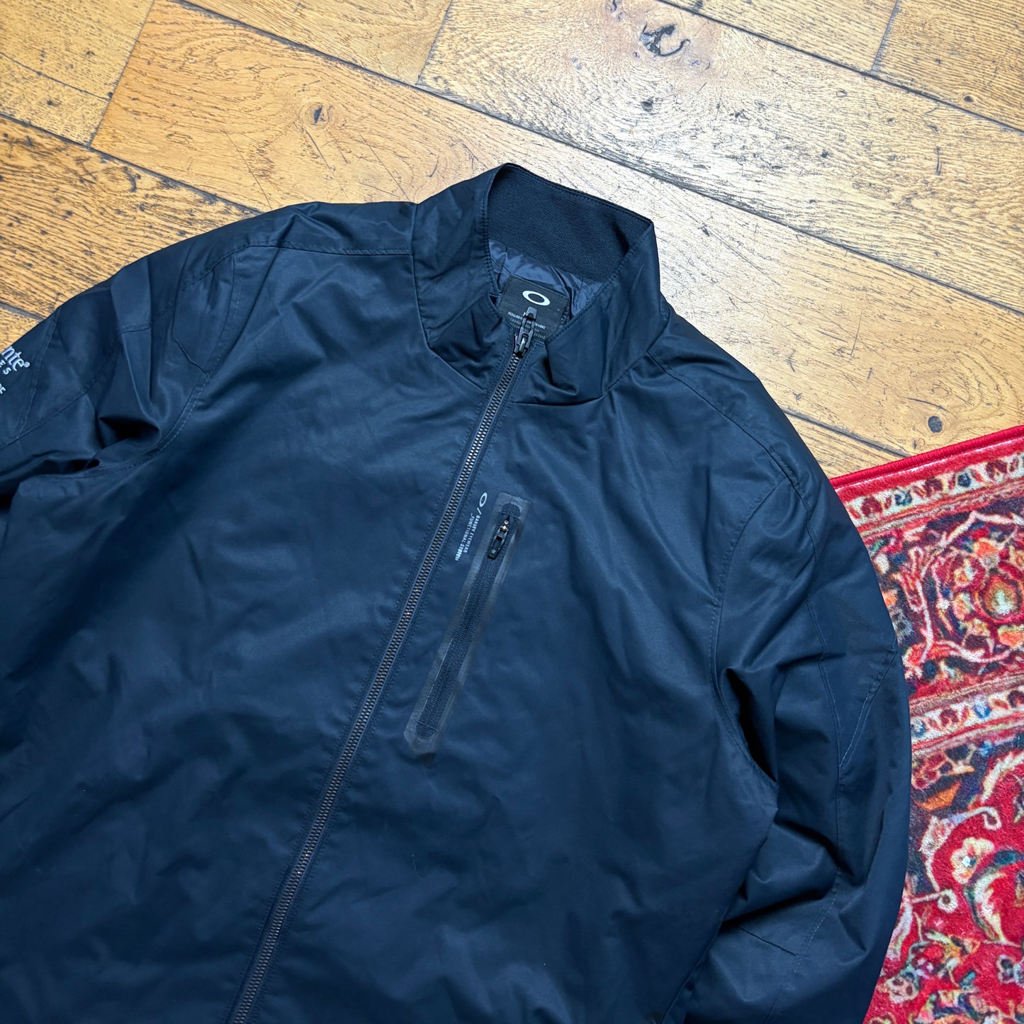 Vintage Oakley Black Lightweight Water Resistant Zip Jacket - M
