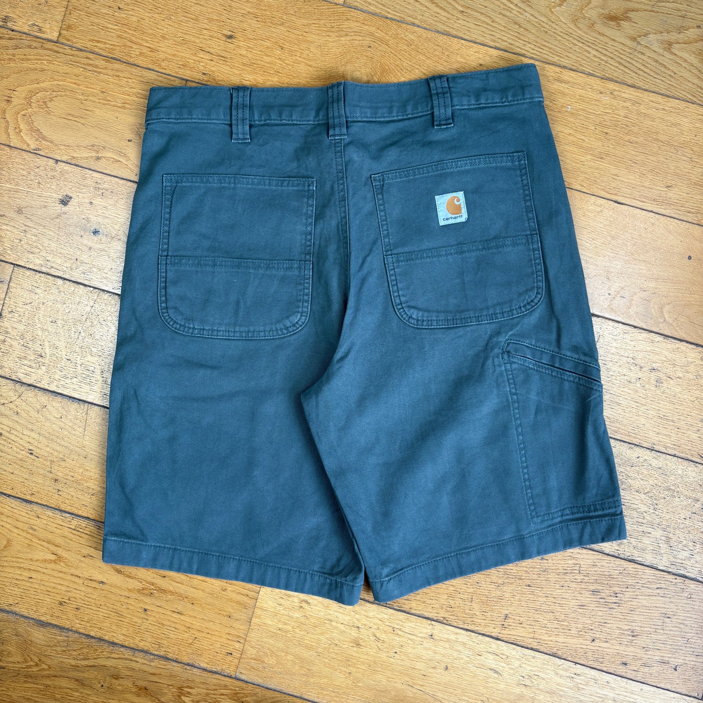 Vintage Carhartt Workwear Elm Green Baggy Carpenter Shorts - 34