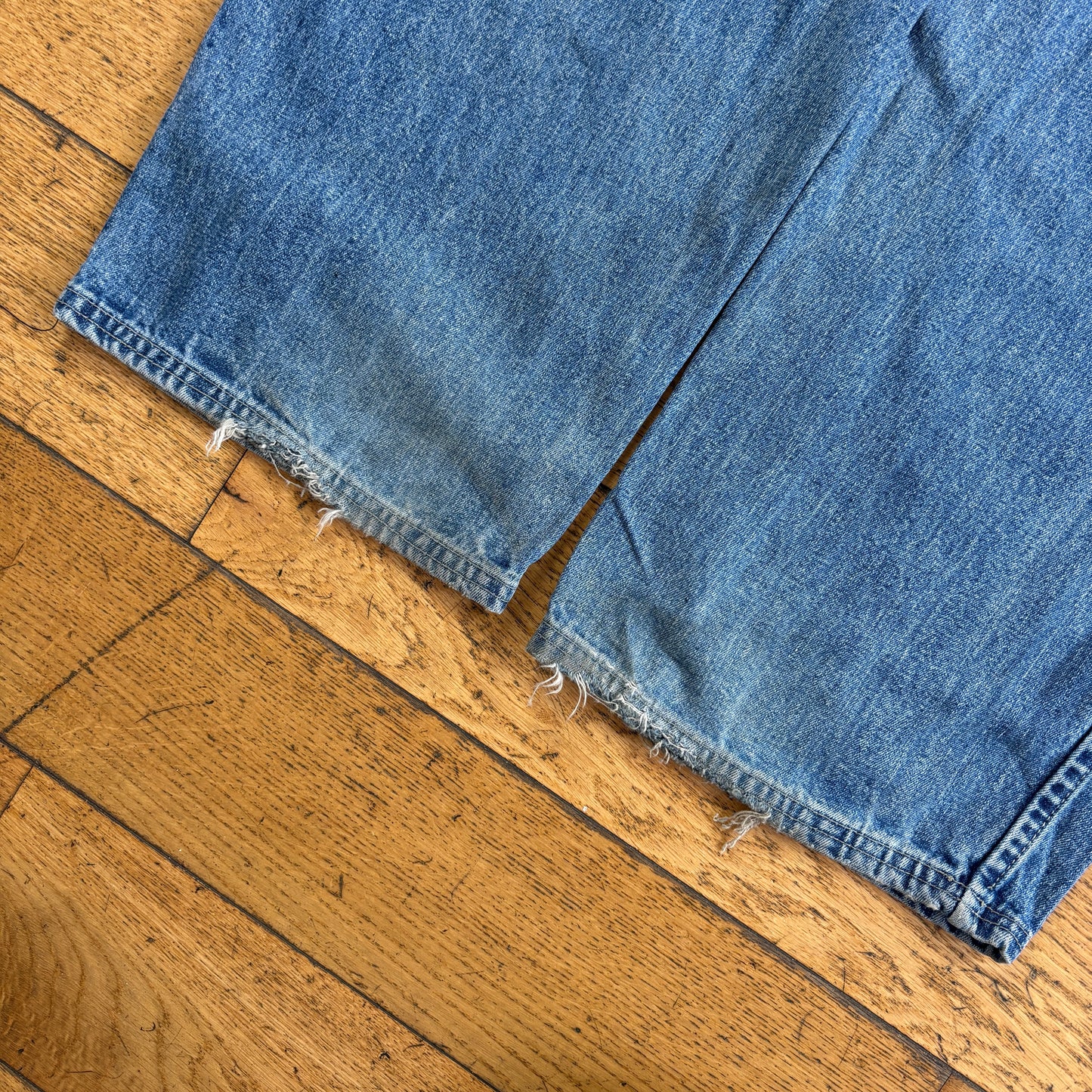 Vintage DrunknMunky Blue Carpenter Embroidered Y2K Hip Hop Baggy Jeans - 36