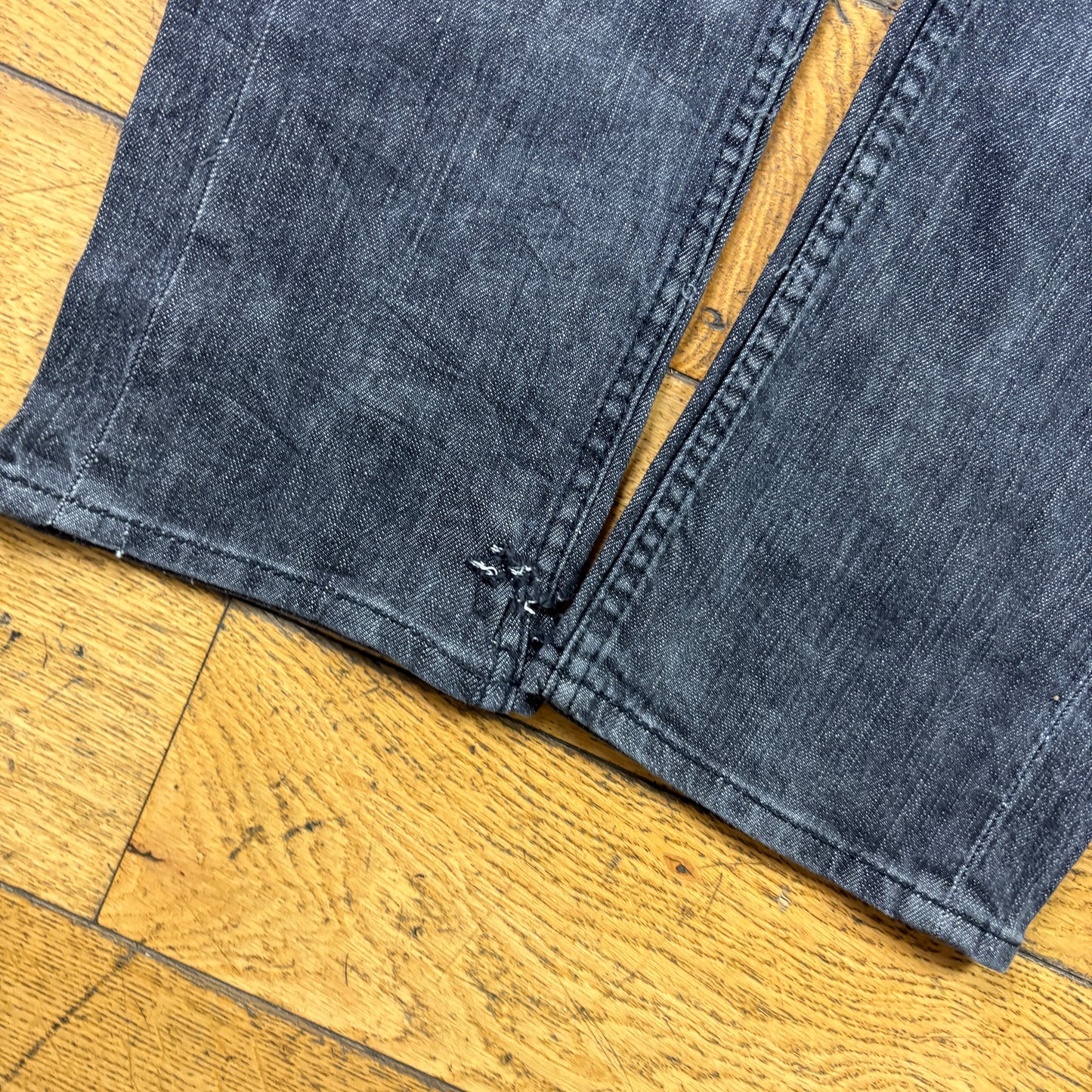 Vintage Levis 511 Slim Grey Denim Jeans - 34