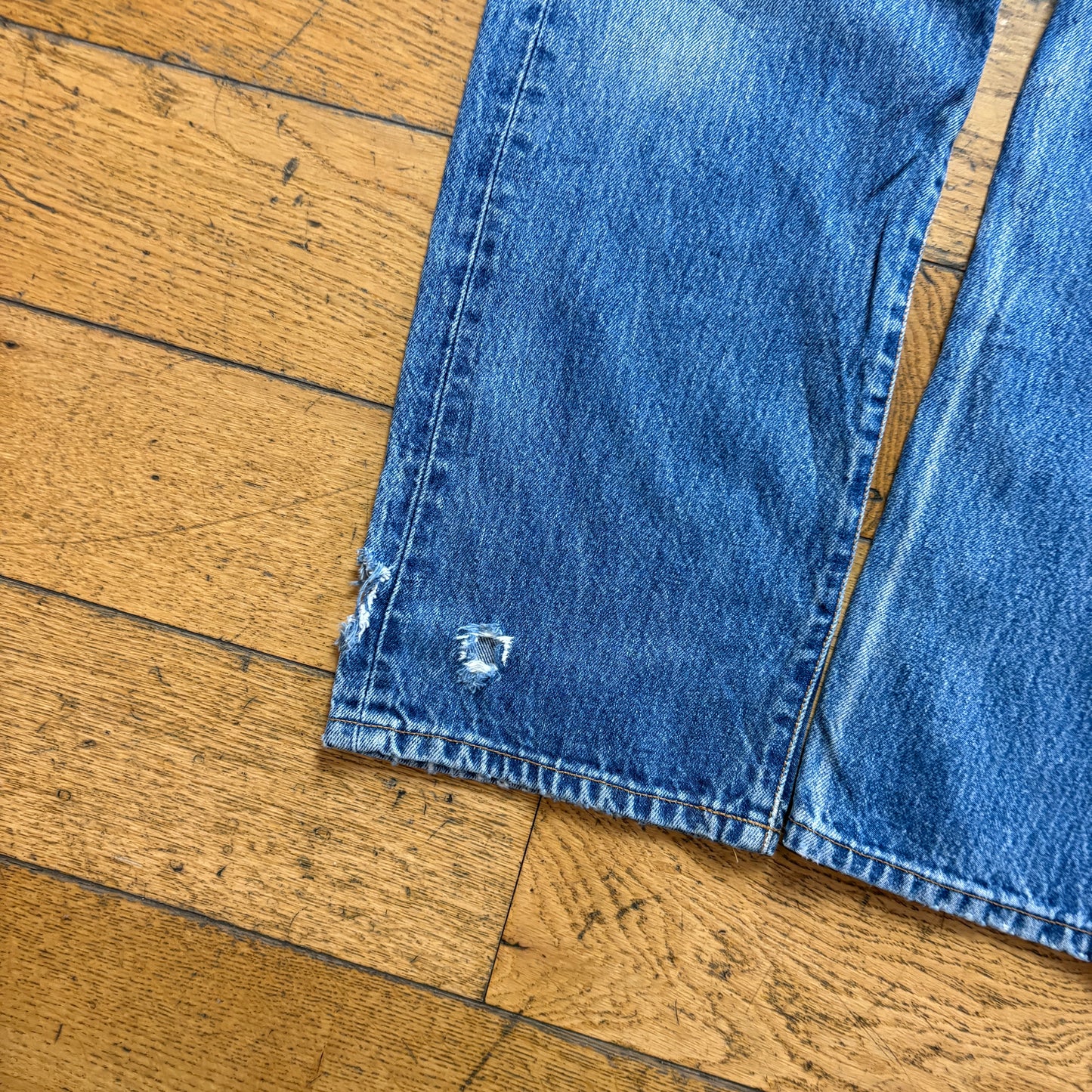 Vintage Levis 501 Straight Blue Denim Jeans - 31S