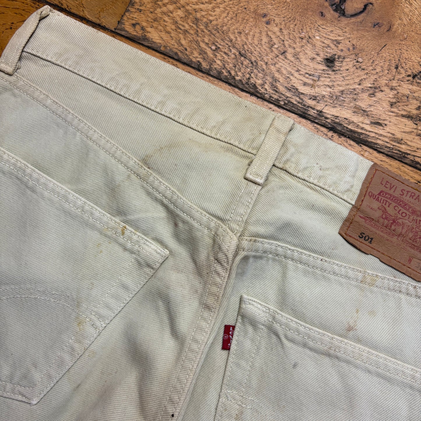 Vintage Levis 501 Straight Cream Denim Jeans - 32L