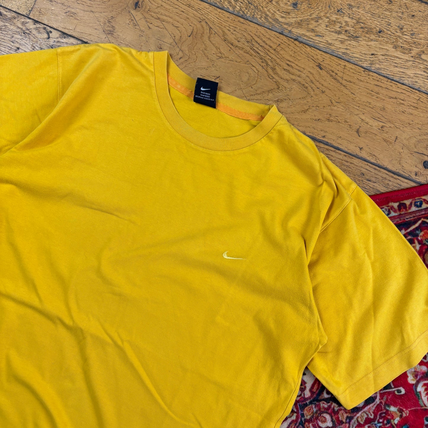 Vintage Nike Y2K Yellow Swoosh Graphic T-Shirt - M