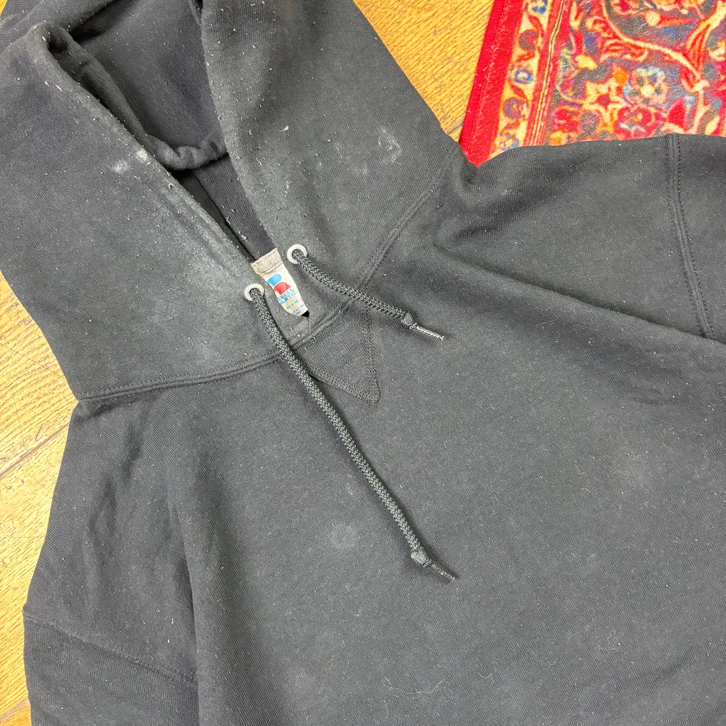 Vintage Russell Athletic Black Boxy Blank Sweatshirt - L