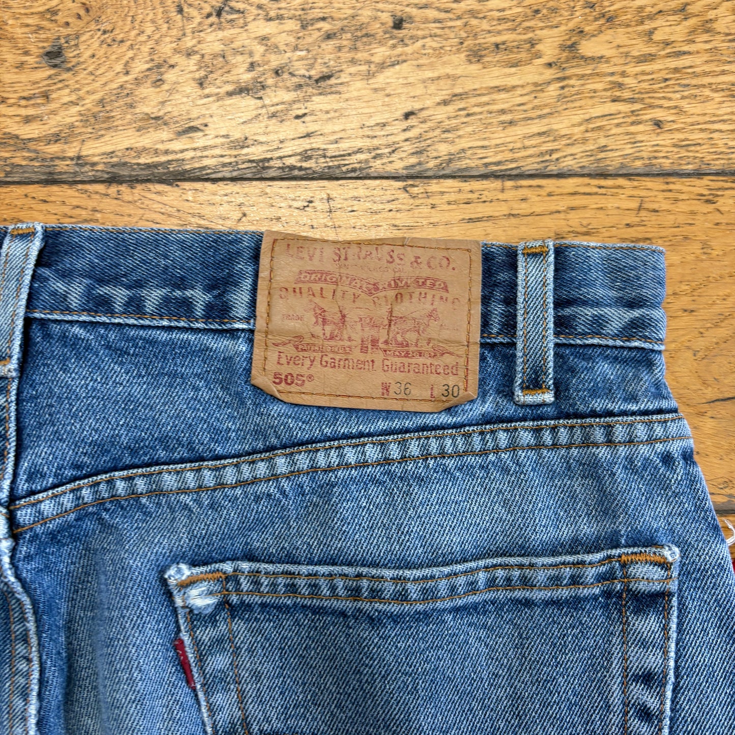 Vintage Levis 505 Straight Blue Denim Jeans - 36R