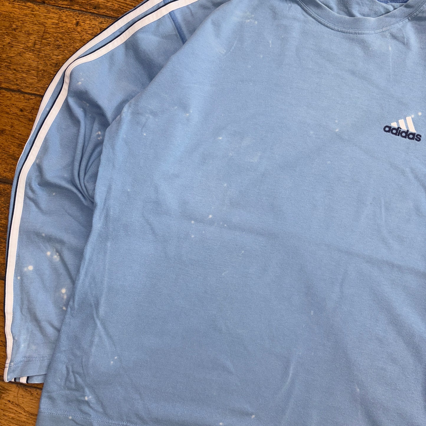 Vintage Adidas Blue Long Sleeve Embroidered Graphic T-Shirt - M