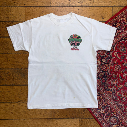 Vintage NASCAR White Racing Y2K Car Graphic T-Shirt - S