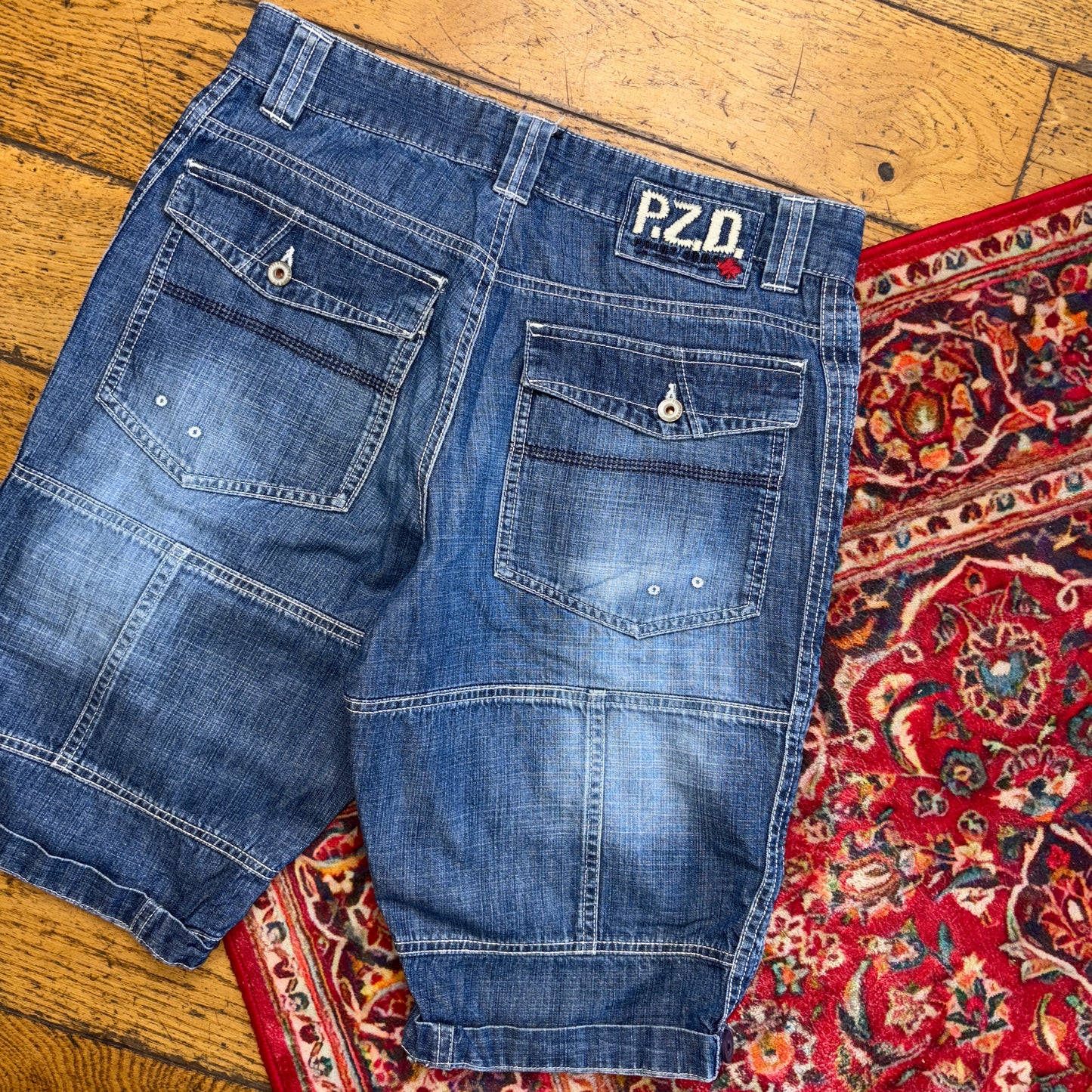 Vintage Blue Denim Shorts - 31