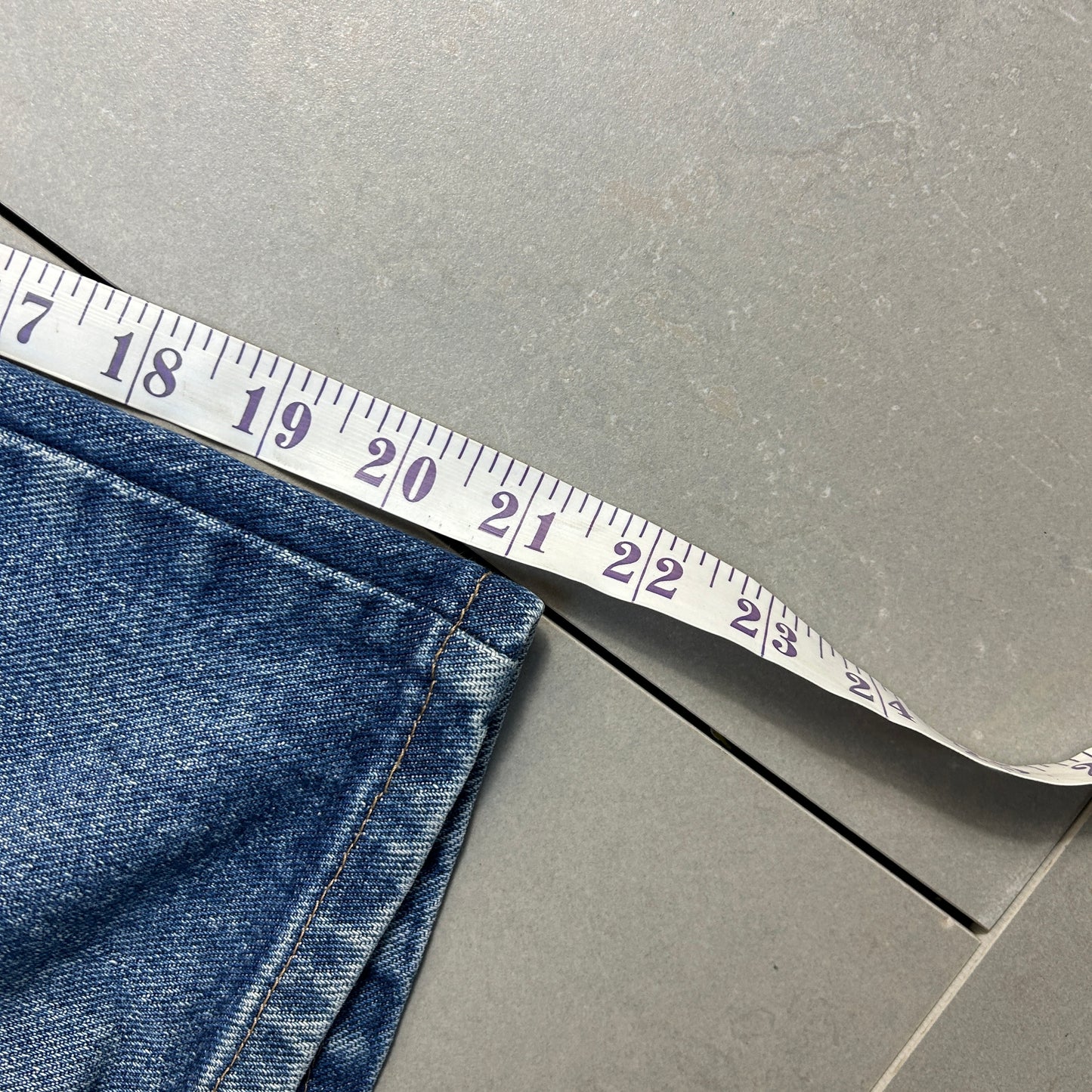 Vintage Wrangler Blue Denim Carpenter Baggy Shorts - 36