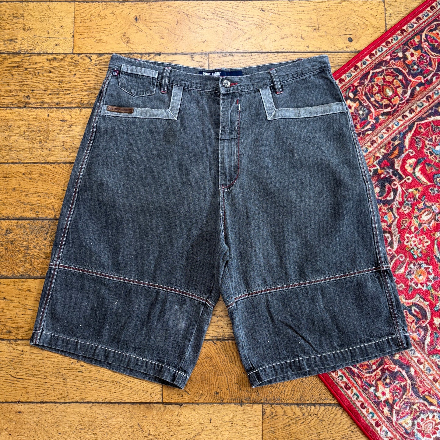 Vintage Phat Farm Grey Embroidered Y2K Hip Hop Baggy Jeans Shorts Jorts - 38