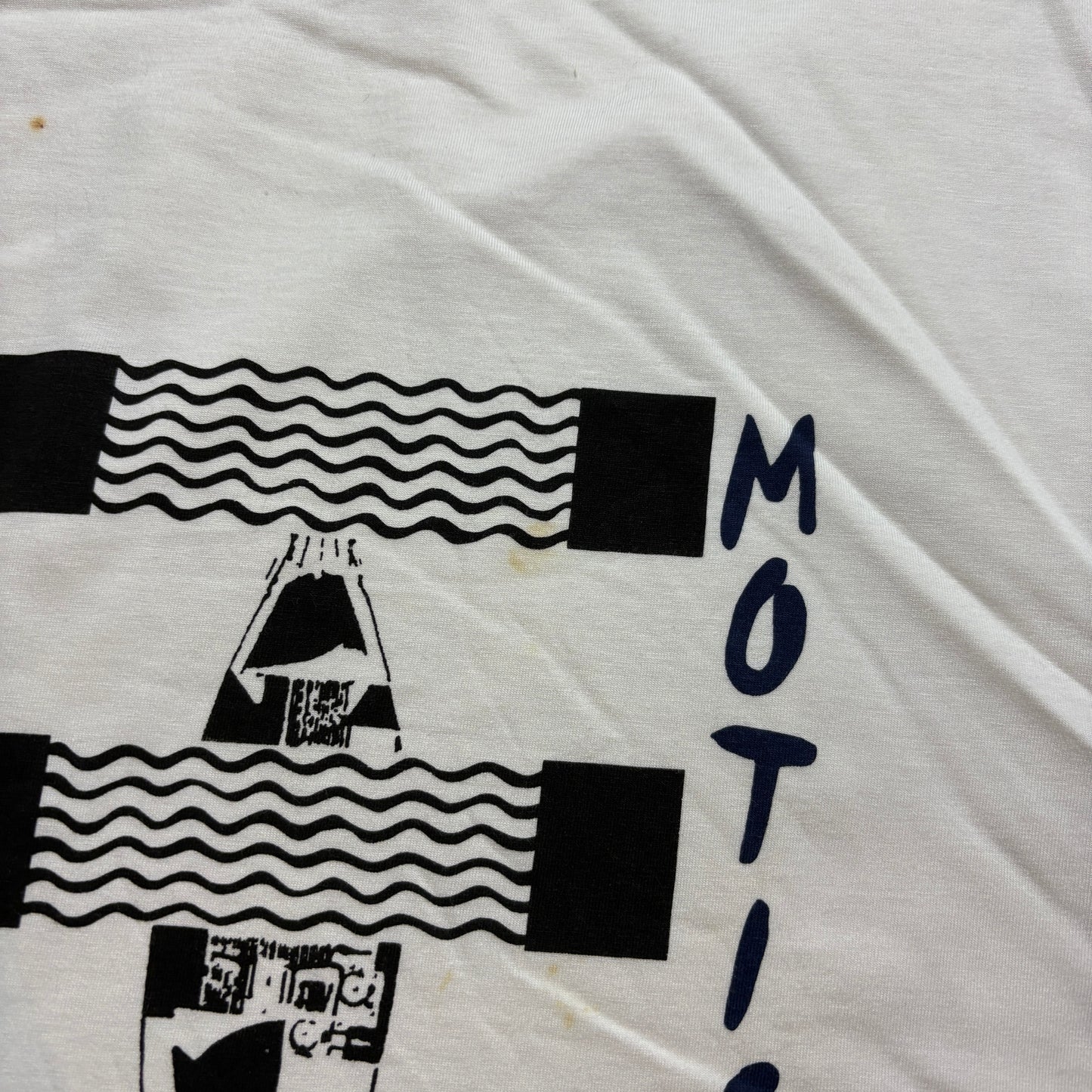 Vintage 90s White Surfwear Single Stitch Graphic T-Shirt - M