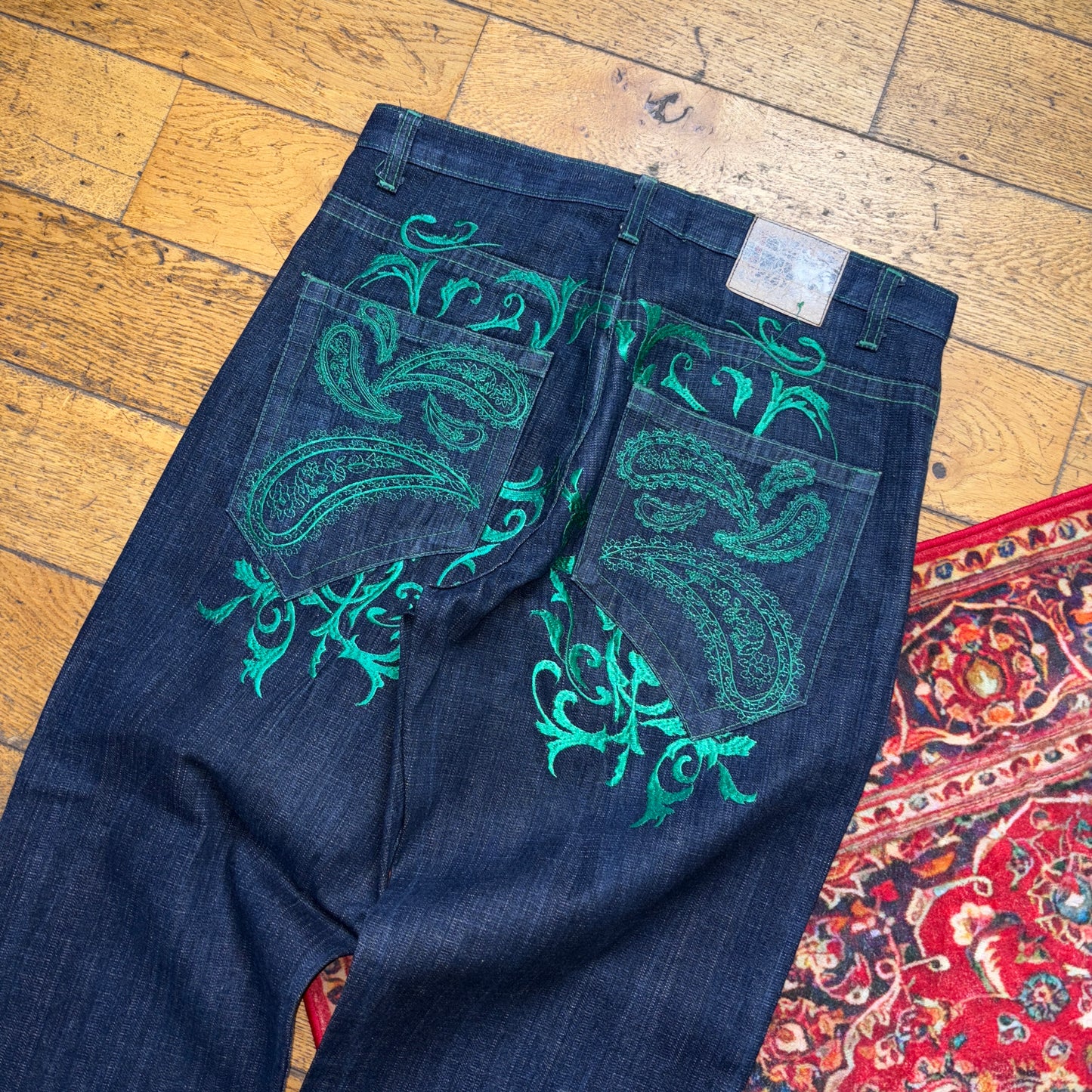 Vintage Dark Blue Embroidered Y2K Hip Hop Baggy Jeans - 34R