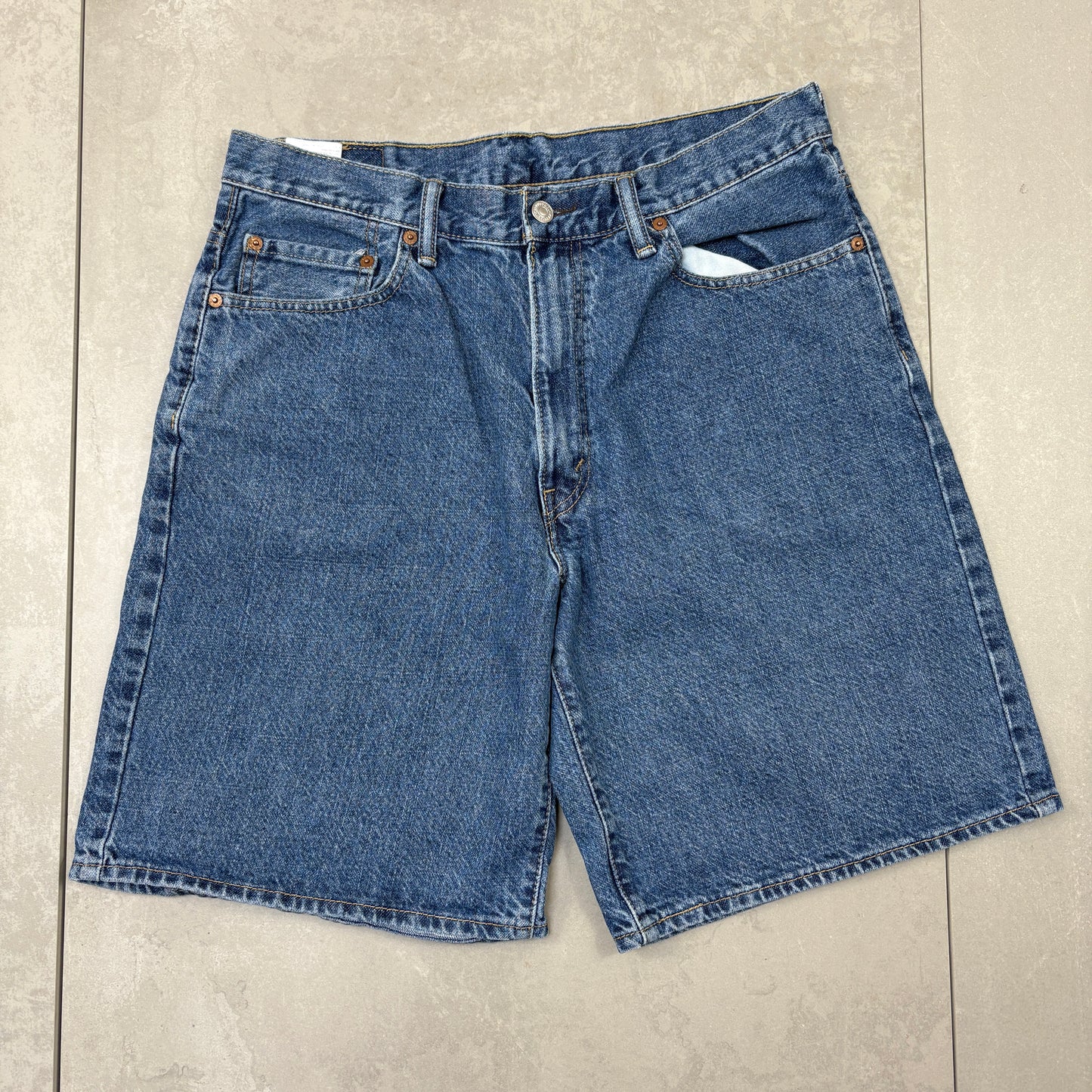 Vintage Levis 550 Baggy Blue Denim Shorts - 34